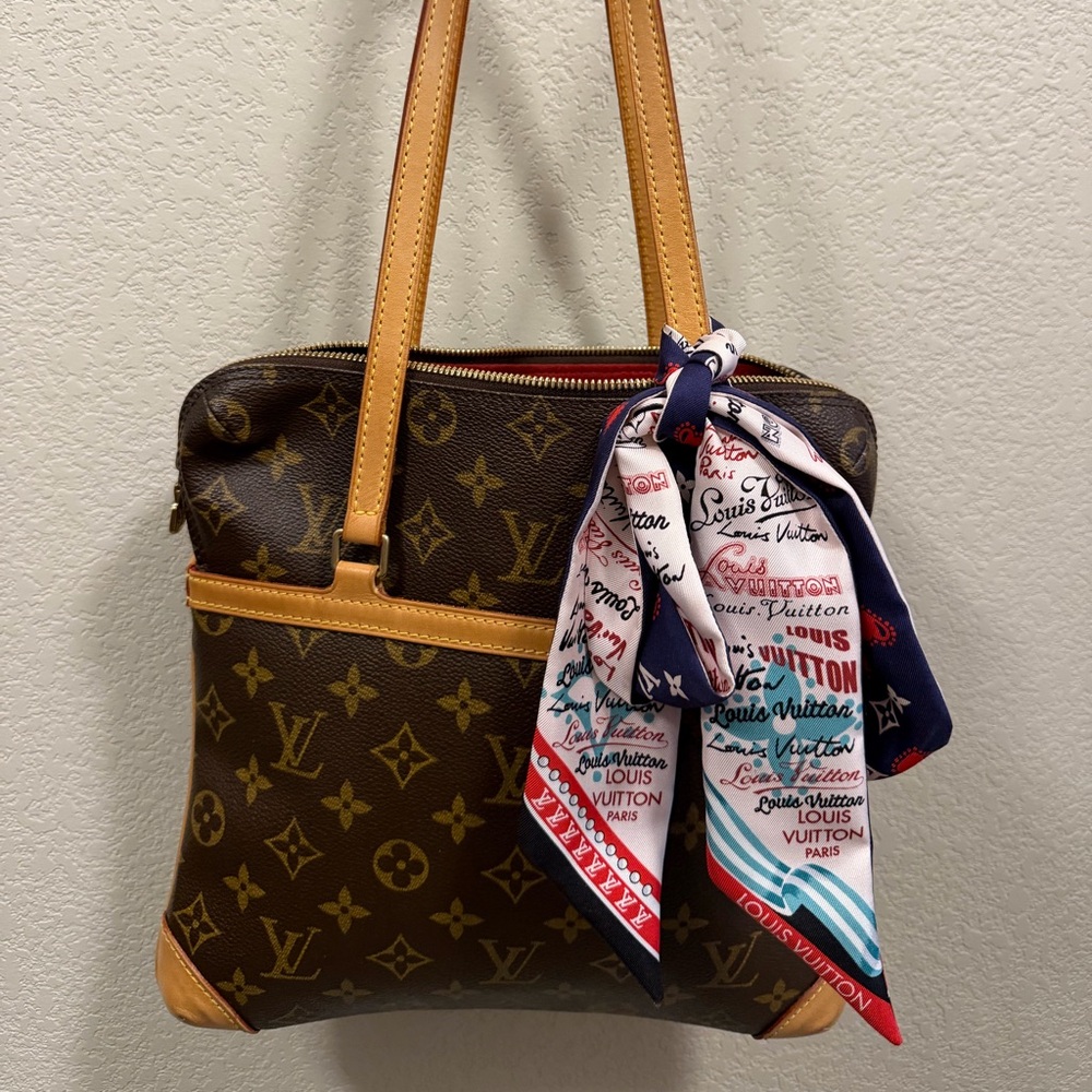 Louis Vuitton Sac Coussin GM and LV scarf